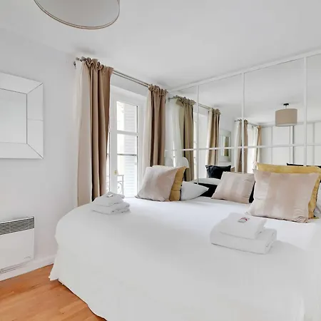 Charming -1br-4p- Arc De Triomphe
